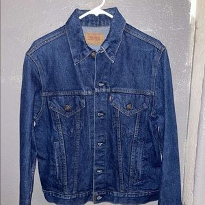 Vintage Levi’s Tucker Denim Blue Jacket 70506-0216 Made In USA Size 40